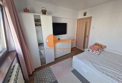 Apartament cu 3 camere decomandat, mobilat în Costin Georgian - 9