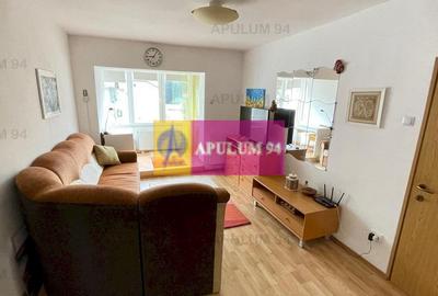 Apartament cu 3 camere de vânzare în Azuga