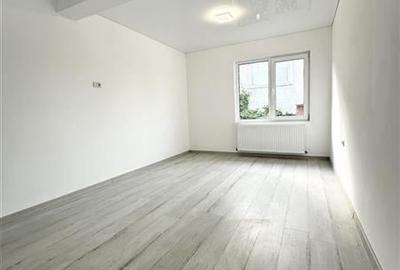 Casa la cheie finalizata 2023 cu vedere spre lac - 16