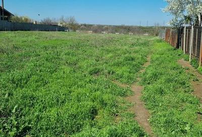 Teren de 452 mp, în Central - 2