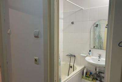 Garsonieră decomandată în Militari