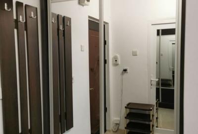 Garsonieră decomandată în Rahova