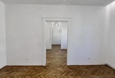 Garsonieră semidecomandată în Neptun