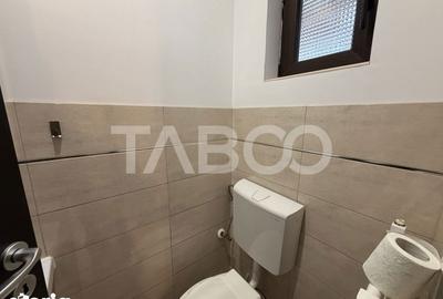 Casă cu 4 camere cu Canalizare în Central - 3