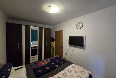 Apartament cu 3 camere semidecomandat, mobilat în Lipovei - 4