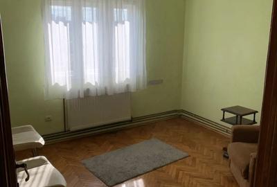 Vand ap. 2 camere, zona Lipovei - 5