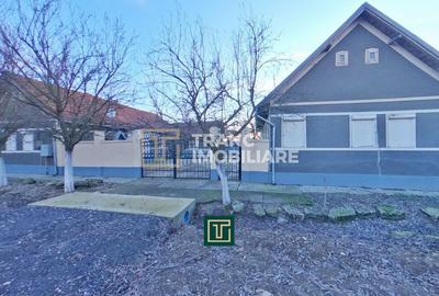 Casă cu 5 camere cu Canalizare în Cermei