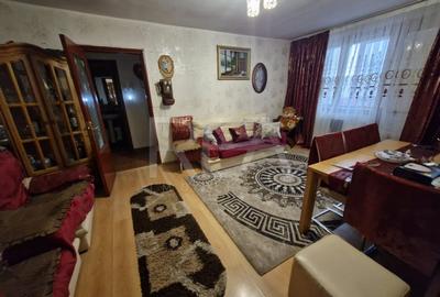 Apartament cu 4 camere - zona Auchan Vitan - 1