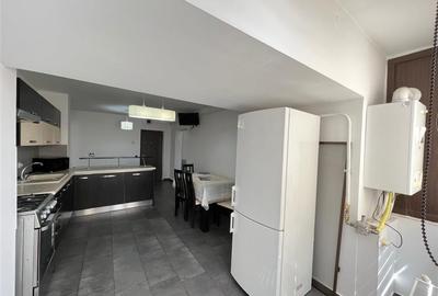 Apartament 2 camere, 70mp, etaj 3 cu lift , zona Kaufland Mc Donald's - 17