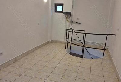 Spațiu comercial, de 54 mp, în Central - 2