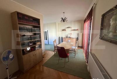 Apartament cu 3 camere decomandat, mobilat în Titulescu