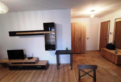 Apartament cu 2 camere nedecomandat, mobilat în Tractorul - 3