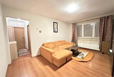 Apartament spatios, 3 camere, etajul 3 - zona Cetatii - 3