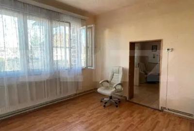 Casă cu 3 camere cu Teren 580 Mp în Central - 9