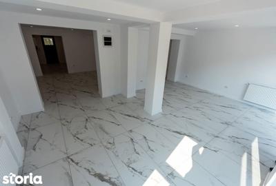 Spațiu comercial, de 75 mp, în Central - 5