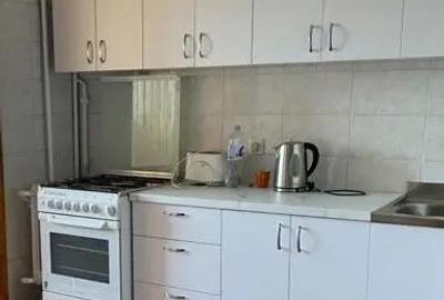 Garsonieră decomandată în Torontalului