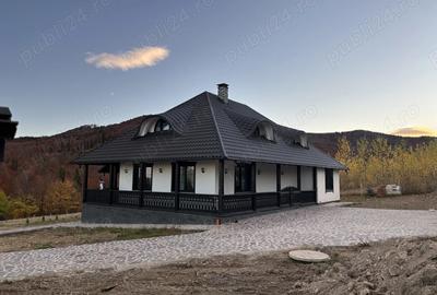 Cabana de lux ,cu priveli?te deosebita - 4