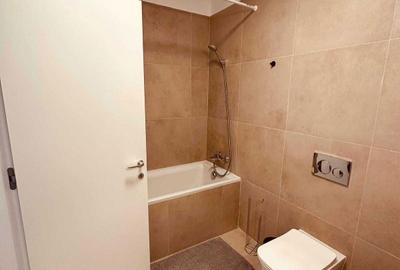 Apartament cu 2 camere decomandat în Titan