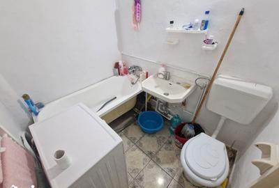 Garsonieră decomandată în Central - 1