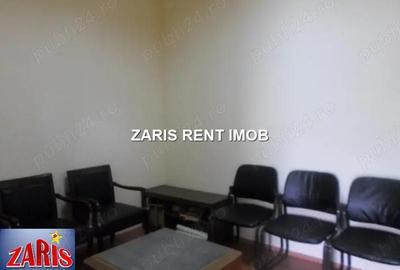 Spațiu comercial, de 45 mp, în Central - 3