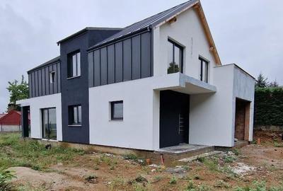 Casă individuală cu 4 camere cu Canalizare în Săsar - 13