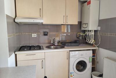 Apartament cu 2 camere semidecomandat, mobilat în Central - 2