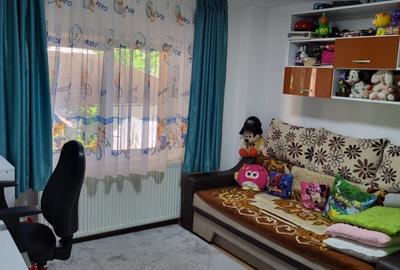 Apartament cu 3 camere decomandat în Triaj - 5