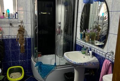 Casă individuală cu 7 camere cu Canalizare în Central - 16