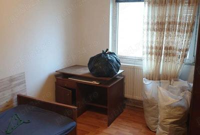 Apartament de vanzare 4 camere - 1