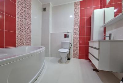 Apartament 3 camere de închiriat în zona Cazino Mamaia (pe partea cu l - 4