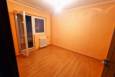 Apartament cu 2 camere semidecomandat în Rogerius - 4