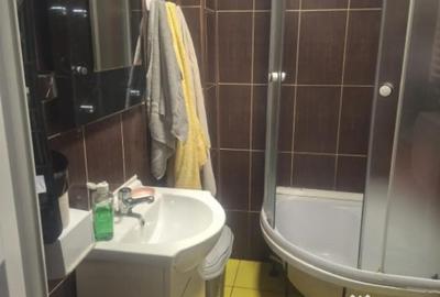 Casă cu 7 camere cu Teren 271 Mp în Central - 7