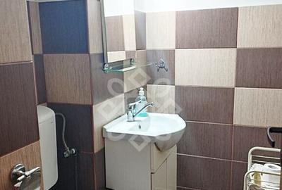 Apartament 3 camere de inchiriat B-dul Magheru Oradea - 2