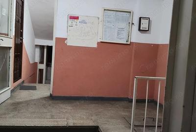 Apartament 3 camere zona Dristor - Rm Sarat - 1