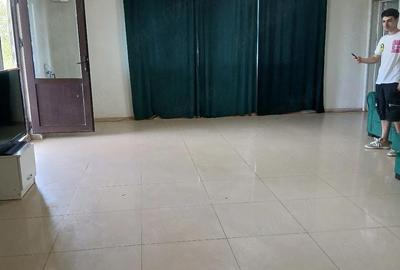 Casă cu 4 camere cu Teren 500 Mp în Glina - 9