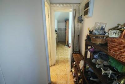Apartament cu 3 camere decomandat, mobilat în P-ța Victoriei - 12