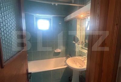 Apartament cu 4 camere în Central - 1