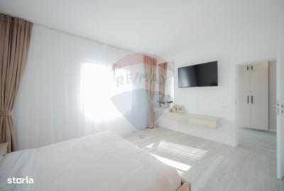 Casă cu 4 camere cu Teren 500 Mp în Nojorid - 2