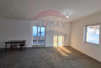 Casă cu Teren 800 Mp în Gălățeni - 13