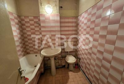 Apartament decomandat 4 camere 4 balcoane 2 bai etaj 1 Central Sibiu - 7