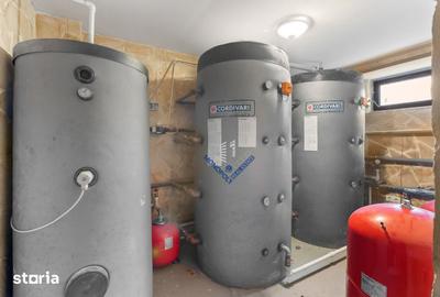 Casă cu 6 camere cu Teren 3677 Mp în Central - 8