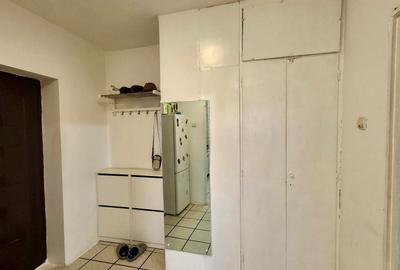 Apartament cu 2 camere semidecomandat, mobilat în 13 Septembrie - 7
