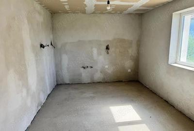 Casă cu 2 camere cu Teren 700 Mp în Central - 8