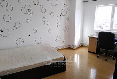 Apartament cu 2 camere decomandat în Cug - 5