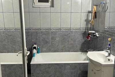 Casă cu 3 camere în Km 5 - 5