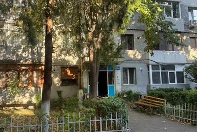 Apartament 2 camere Gae?ti, Dambovi?a, etaj 2 4 - 9