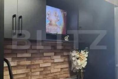 Apartament cu 3 camere decomandat în Micro 4 - 15