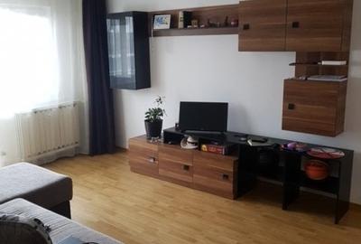 Apartament cu 2 camere decomandat, mobilat în Apărătorii Patriei