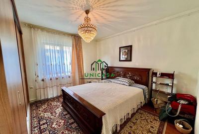 Casă cu 7 camere cu Canalizare în Bunești - 6