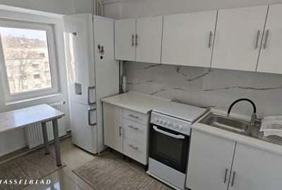 Apartament cu 4 camere decomandat în Central - 7